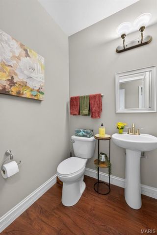 607 Falconcrest Drive, Lake St Louis, MO 63367