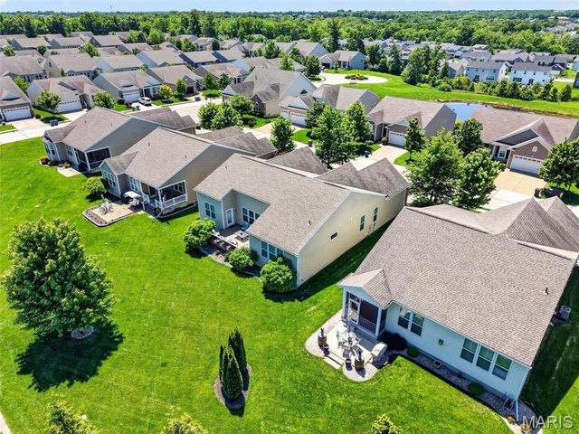 607 Falconcrest Drive, Lake St Louis, MO 63367