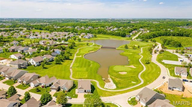 607 Falconcrest Drive, Lake St Louis, MO 63367