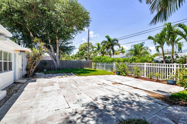 304 Wellesley Drive, Lake Worth Beach, FL 33460
