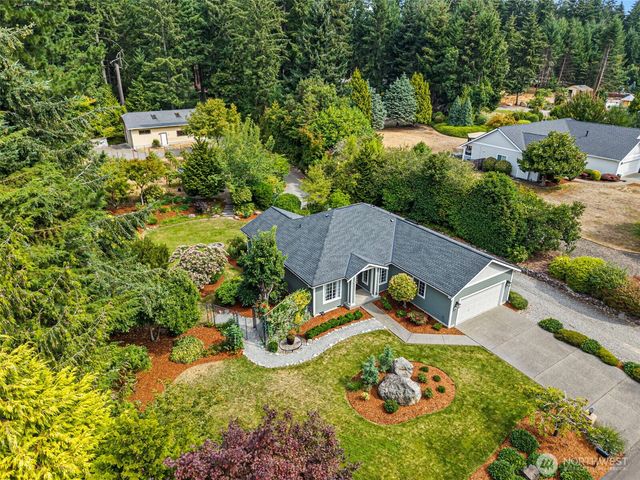 825 Jewil Drive, Fox Island, WA 98333