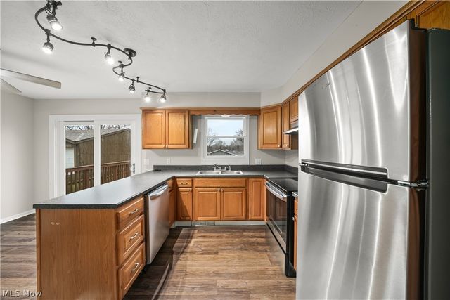 9870 Short Drive, Windham, OH 44288