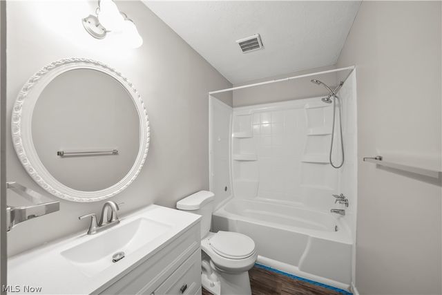 9870 Short Drive, Windham, OH 44288