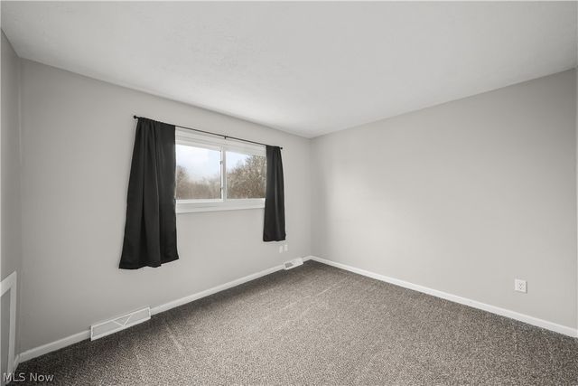 9870 Short Drive, Windham, OH 44288