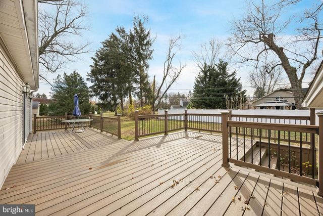 219 W MORELAND AVE, Hatboro, PA 19040