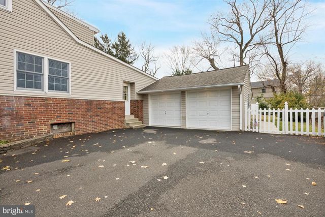 219 W MORELAND AVE, Hatboro, PA 19040