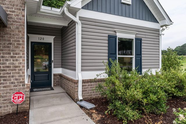 8215 Harbour Chase Lp, Ooltewah, TN 37363