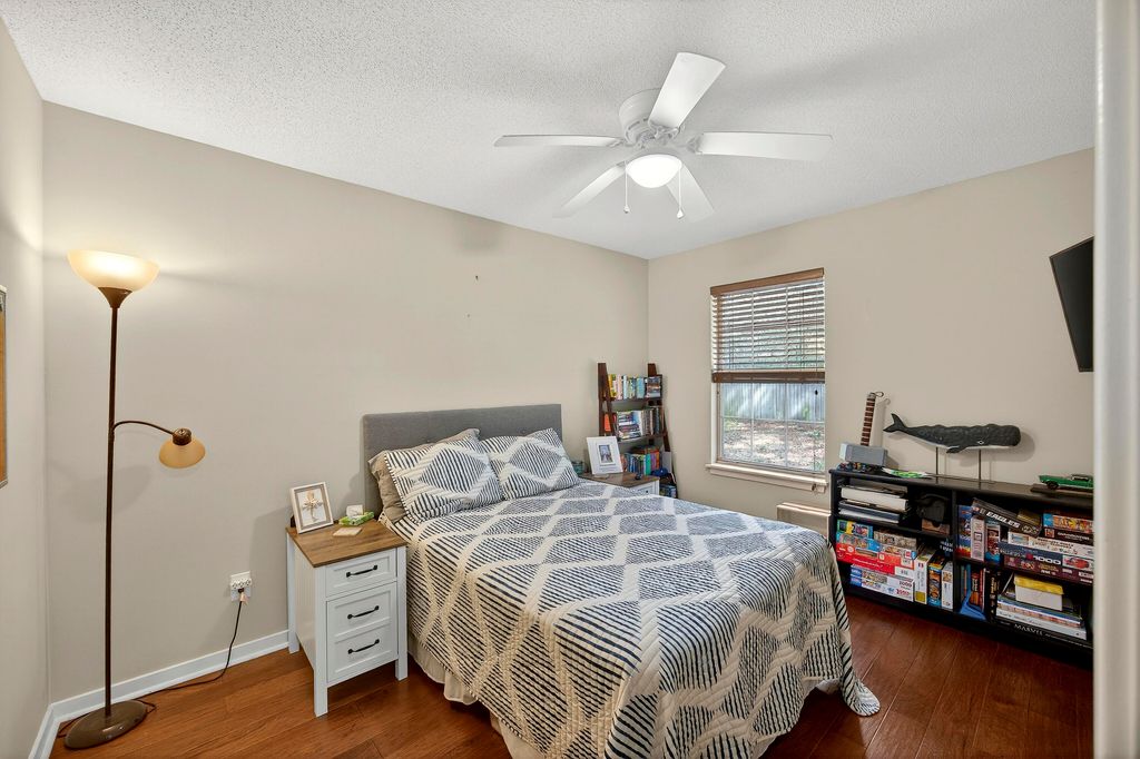 Image 12 of property listing at 2358 Park Stone Drive, Charleston, SC 29414