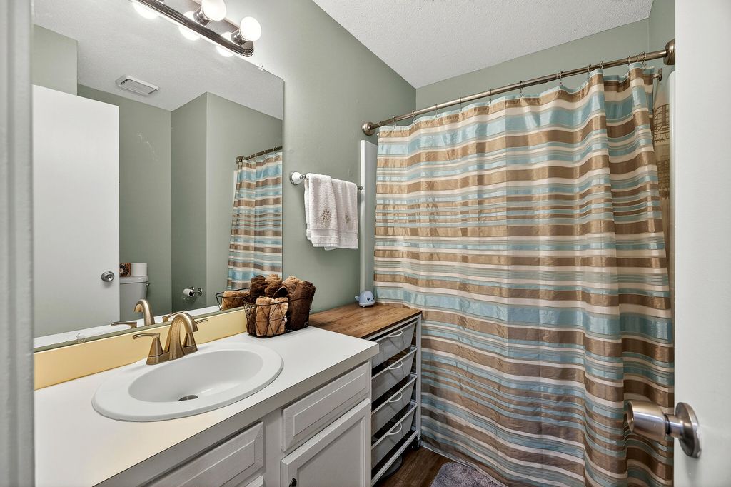 Image 15 of property listing at 2358 Park Stone Drive, Charleston, SC 29414