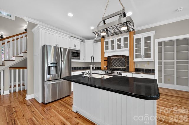 133 Gunpowder View Circle, Granite Falls, NC 28630