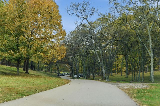 810 Bellevue Rd Apt 214, Nashville, TN 37221