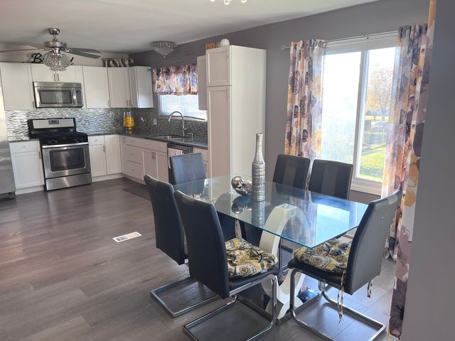 56 Timberlane Road, Matteson, IL 60443