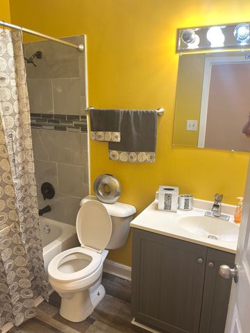 56 Timberlane Road, Matteson, IL 60443