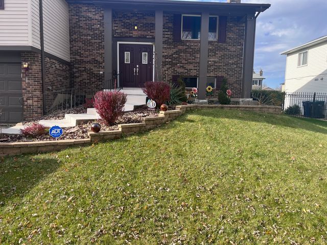 56 Timberlane Road, Matteson, IL 60443