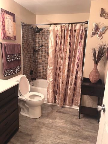 56 Timberlane Road, Matteson, IL 60443