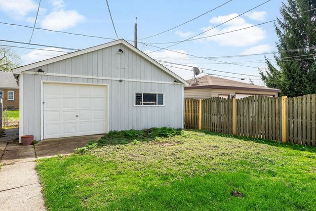 10619 S Sawyer Avenue, Chicago, IL 60655