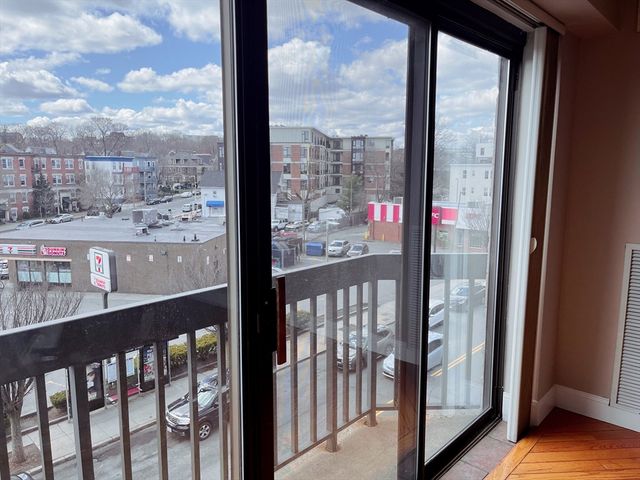 15 N Beacon St 417, Boston, MA 02134