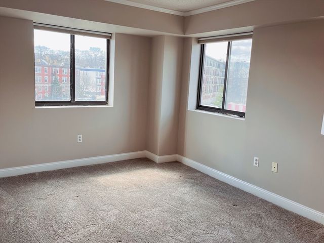 15 N Beacon St 417, Boston, MA 02134