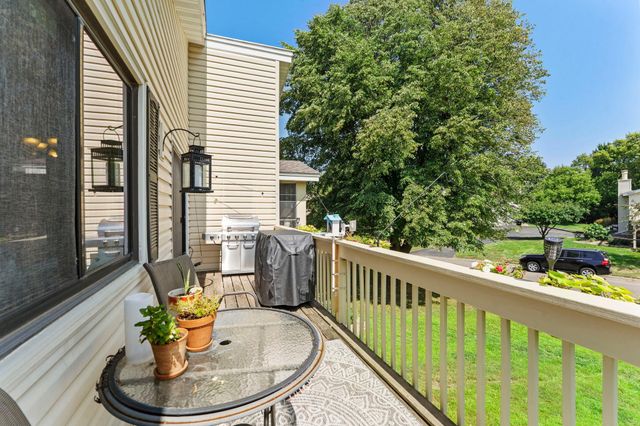 5332 Beachside Drive, Minnetonka, MN 55343