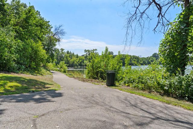 5332 Beachside Drive, Minnetonka, MN 55343