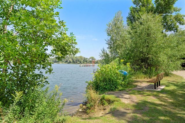 5332 Beachside Drive, Minnetonka, MN 55343