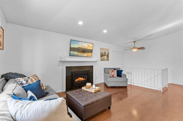 5332 Beachside Drive, Minnetonka, MN 55343