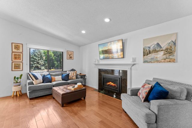 5332 Beachside Drive, Minnetonka, MN 55343