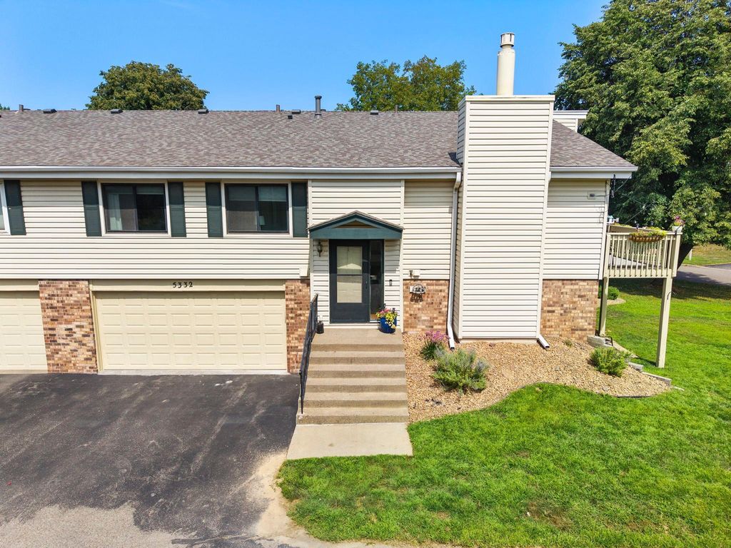 5332 Beachside Drive, Minnetonka, MN 55343 — photo 2