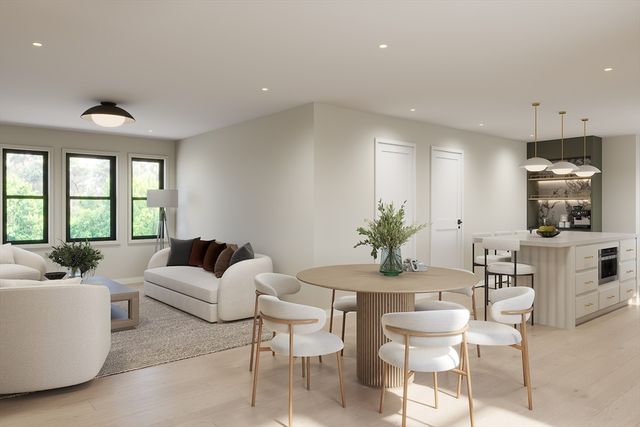 34 Governor Winthrop Rd 1, Somerville, MA 02145