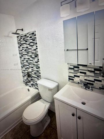 984 W 40th Street 2, Hialeah, FL 33012