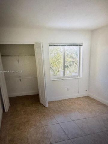 984 W 40th Street 2, Hialeah, FL 33012