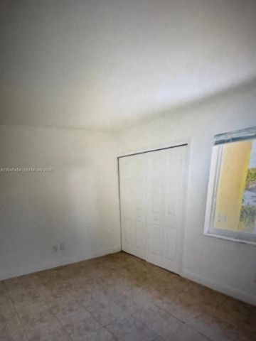 984 W 40th Street 2, Hialeah, FL 33012