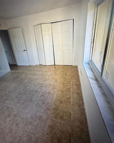 984 W 40th Street 2, Hialeah, FL 33012