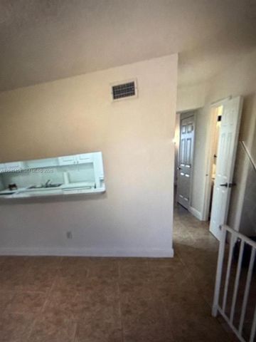 984 W 40th Street 2, Hialeah, FL 33012
