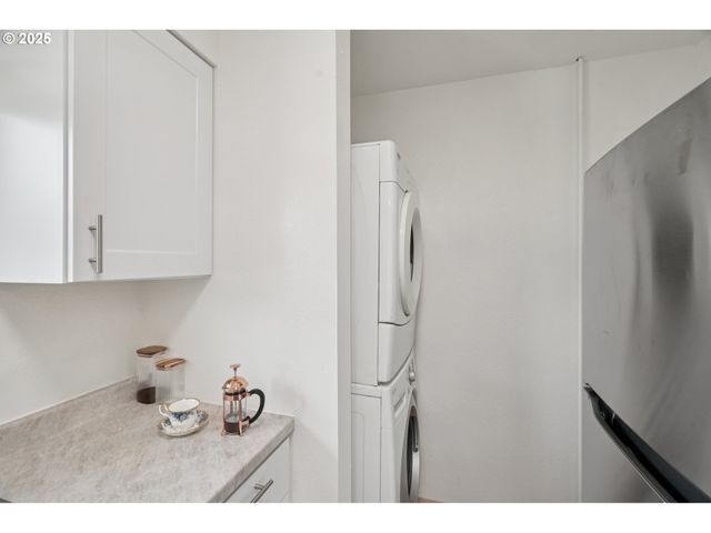 1495 Ne KANE Dr Ne, Gresham, OR 97030