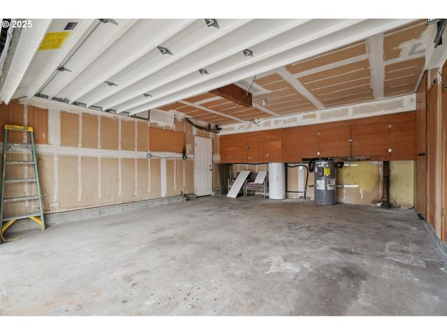 1495 Ne KANE Dr Ne, Gresham, OR 97030