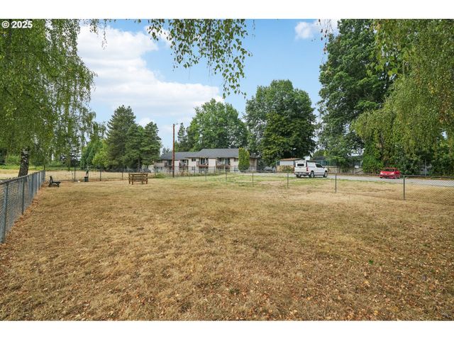 1495 Ne KANE Dr Ne, Gresham, OR 97030