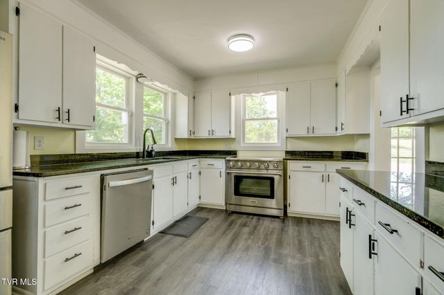 1620 Spider Stines Road, Greeneville, TN 37745