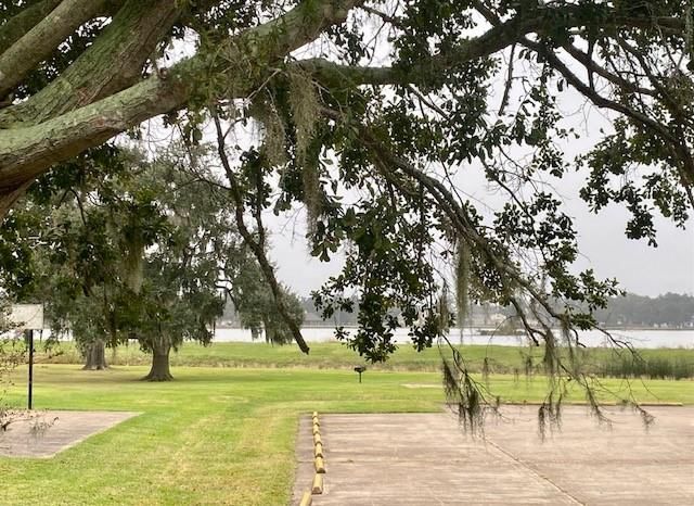 218 Cattle Drive Trail, Angleton, TX 77515