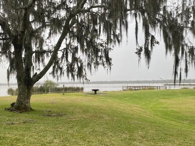 218 Cattle Drive Trail, Angleton, TX 77515