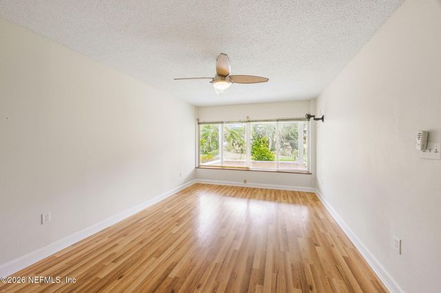 2724 COVE VIEW Drive N, Jacksonville, FL 32257