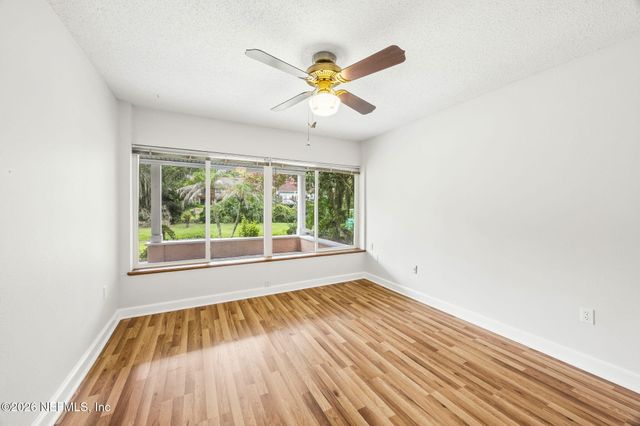 2724 COVE VIEW Drive N, Jacksonville, FL 32257