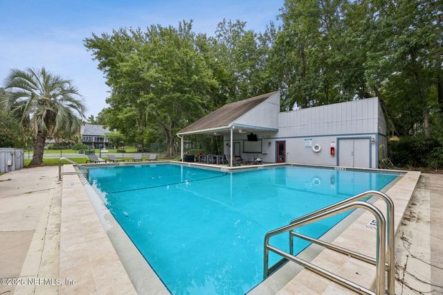 2724 COVE VIEW Drive N, Jacksonville, FL 32257