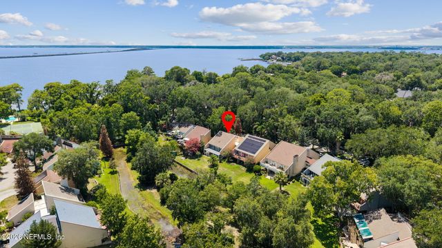 2724 COVE VIEW Drive N, Jacksonville, FL 32257