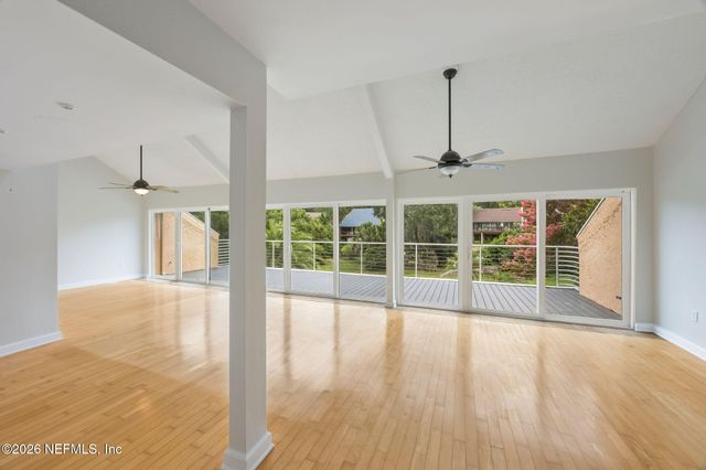2724 COVE VIEW Drive N, Jacksonville, FL 32257
