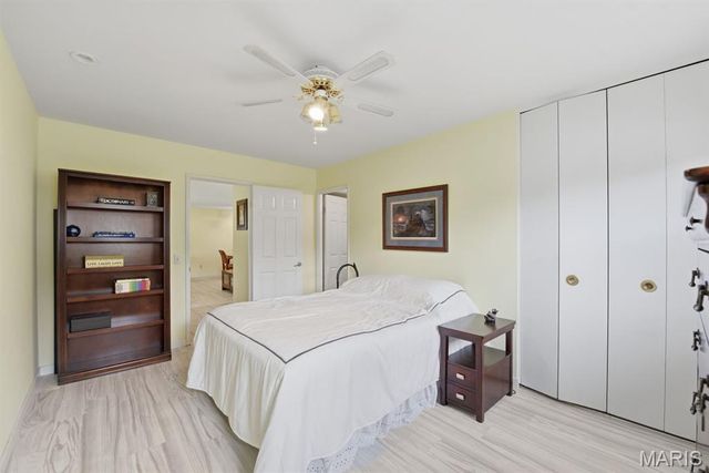 5044 Tealby Lane, St Louis, MO 63128
