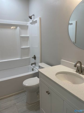 404 W Lee Street, Athens, AL 35611