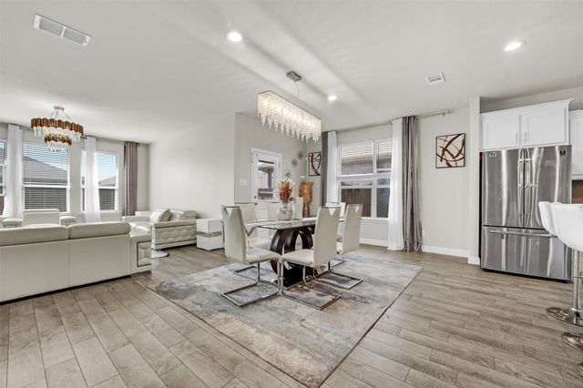 1120 Gillespie Drive, Fort Worth, TX 76247