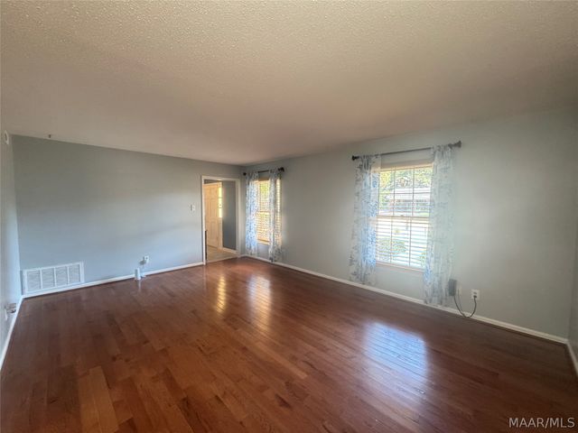 4001 Ray Drive, Montgomery, AL 36109