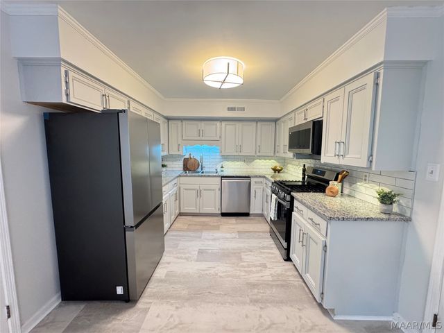 4001 Ray Drive, Montgomery, AL 36109